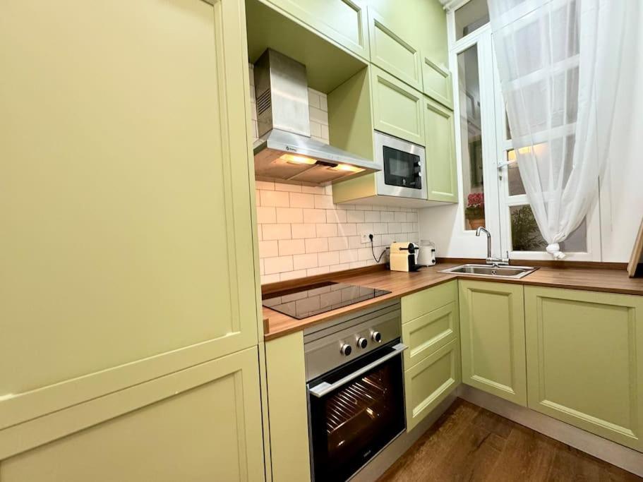Cozy Beautiful Flat City Center Daire Madrid Dış mekan fotoğraf