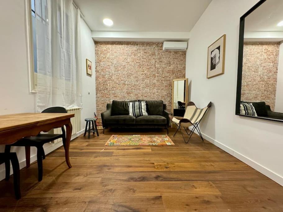 Cozy Beautiful Flat City Center Daire Madrid Dış mekan fotoğraf